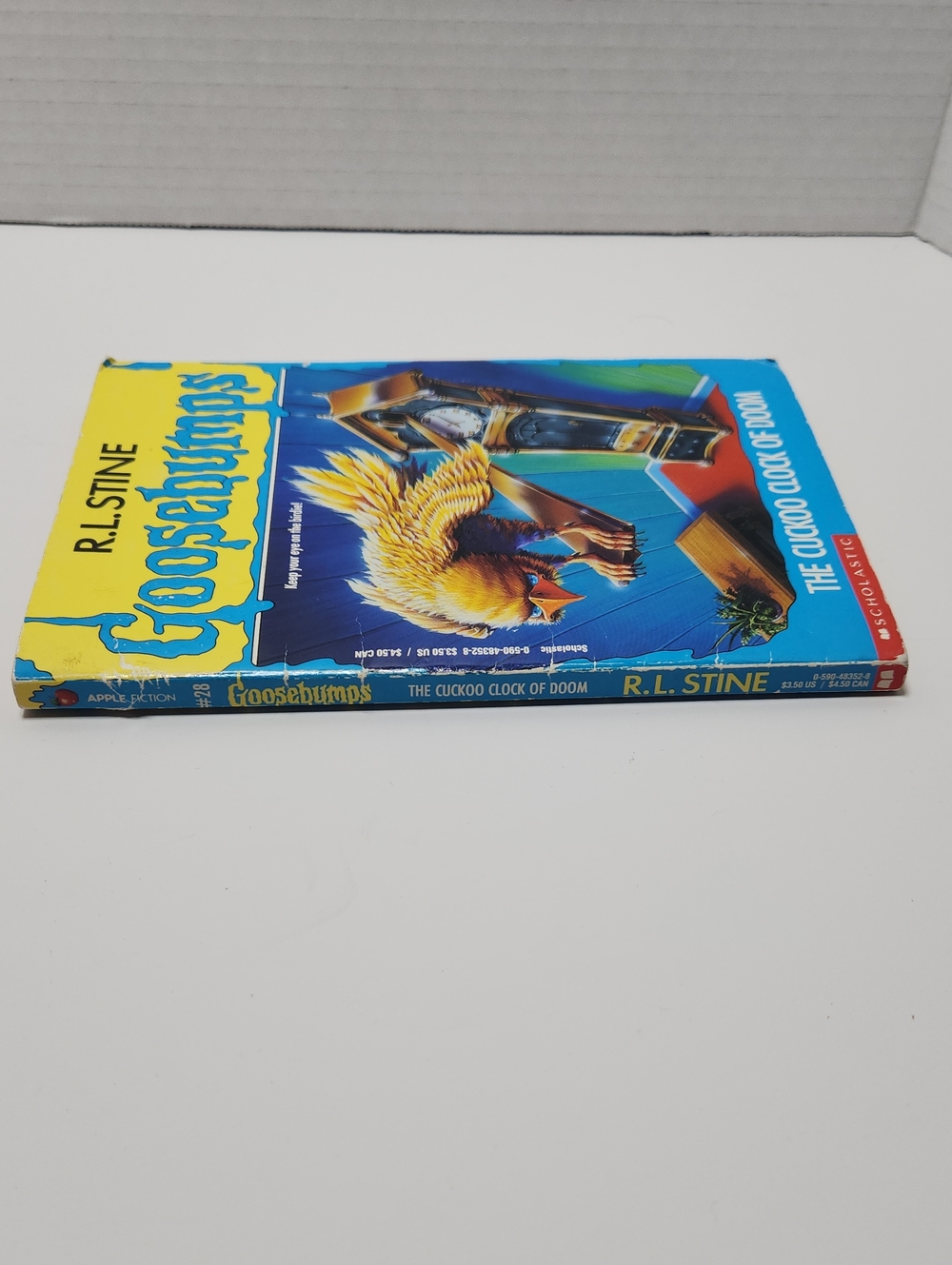 Goosebumps: The Cuckoo Clock of Doom by R.L. Stine - Picture 5 of 7